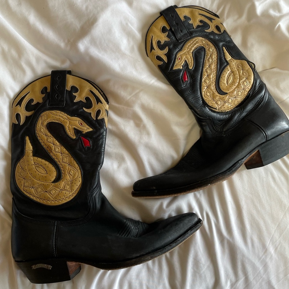 Rare Sendra snake cowboy boots - handmade- repairable damage- men’s 10.5 us